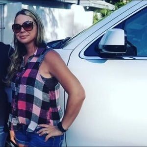 Flannel tank super cute